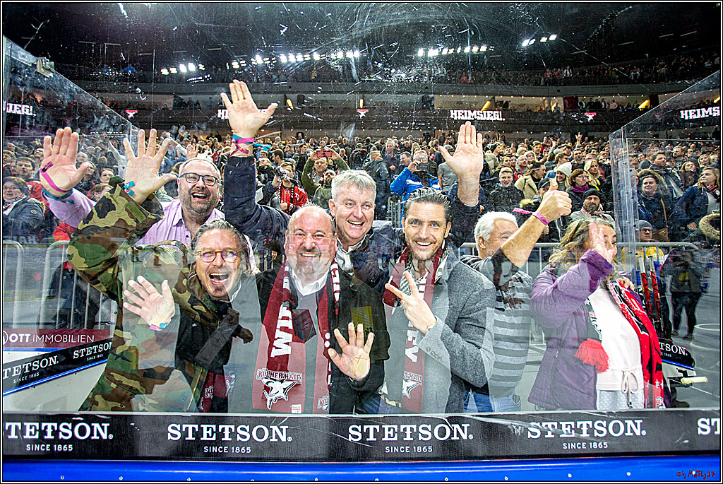 DEL;  Koelner Haie - Schwenninger Wild Wings; Koeln, 20.12.2019